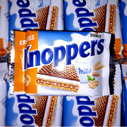 Knoppers Crispy Peanut